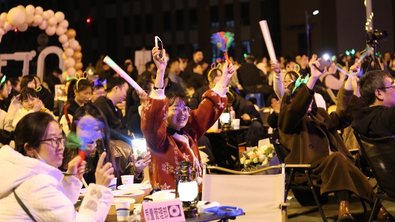 文化周|盡享美食，“音”愛而來，海蓉開展告白音樂會暨美食節(jié)活動